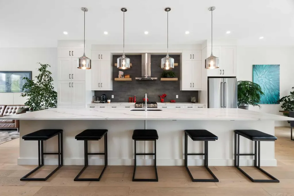1141 Renfrew Drive NE Calgary AB T2E 5H9