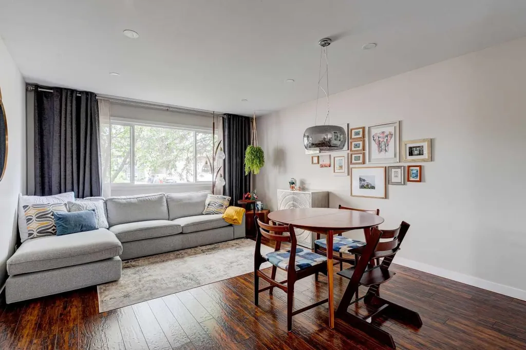 1618 43 Street SW Calgary AB T3C 2A4