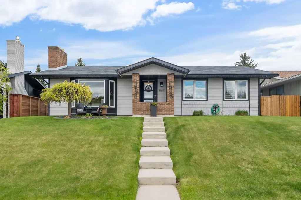 14519 Parkside Drive SE Calgary AB T2J 4J8