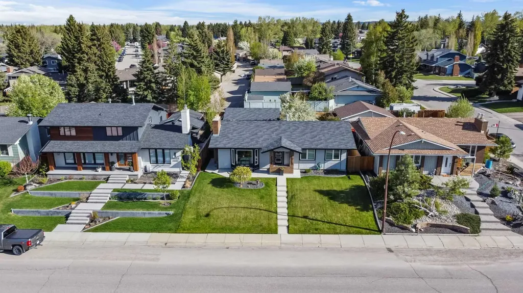 14519 Parkside Drive SE Calgary AB T2J 4J8