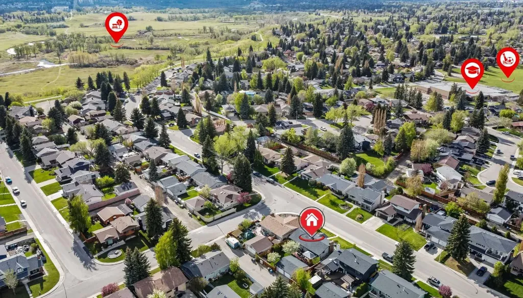 14519 Parkside Drive SE Calgary AB T2J 4J8