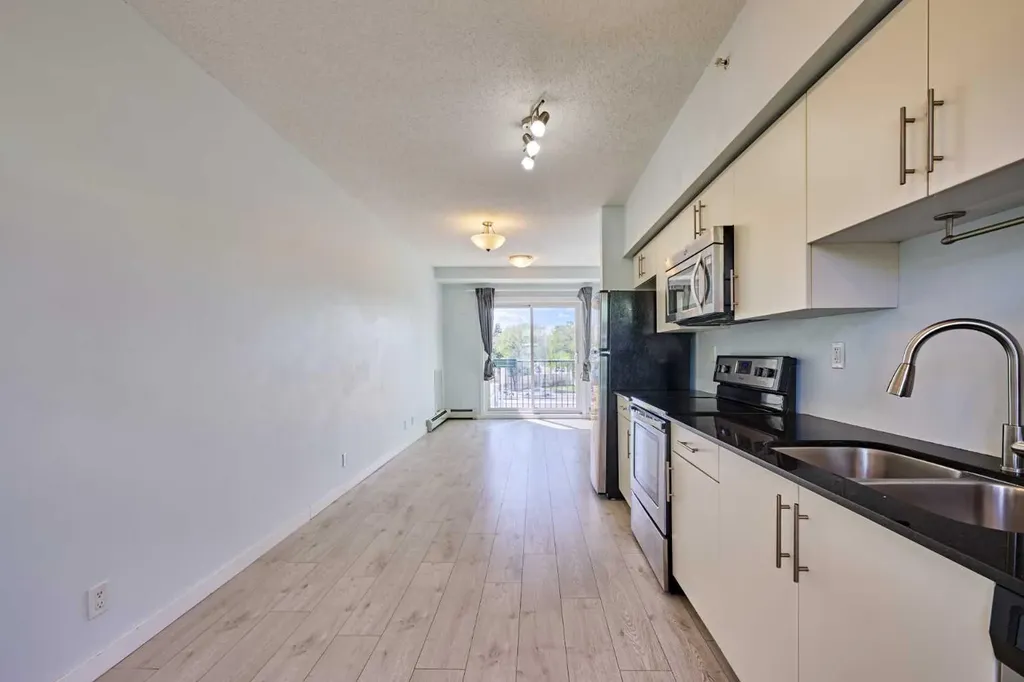 1740 9 Street NW Calgary AB T2M 0K3