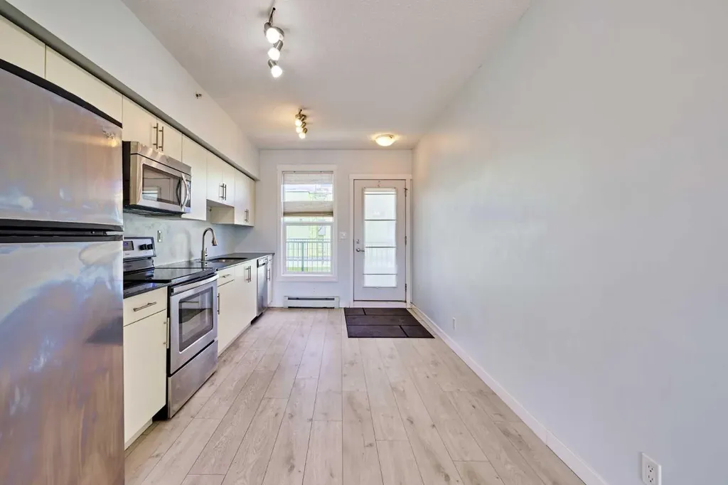 1740 9 Street NW Calgary AB T2M 0K3