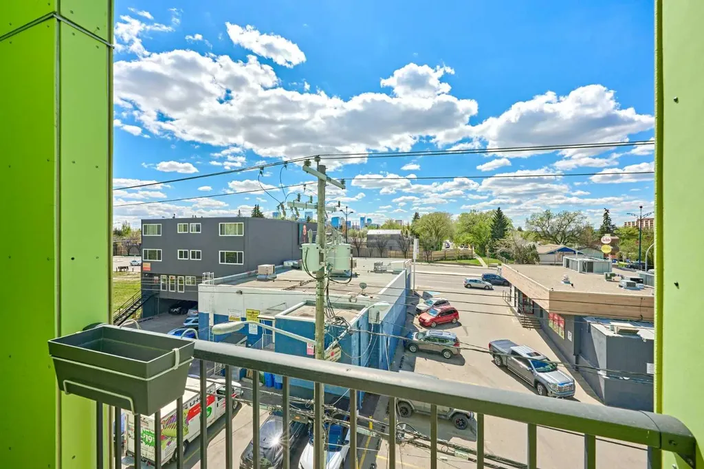 1740 9 Street NW Calgary AB T2M 0K3