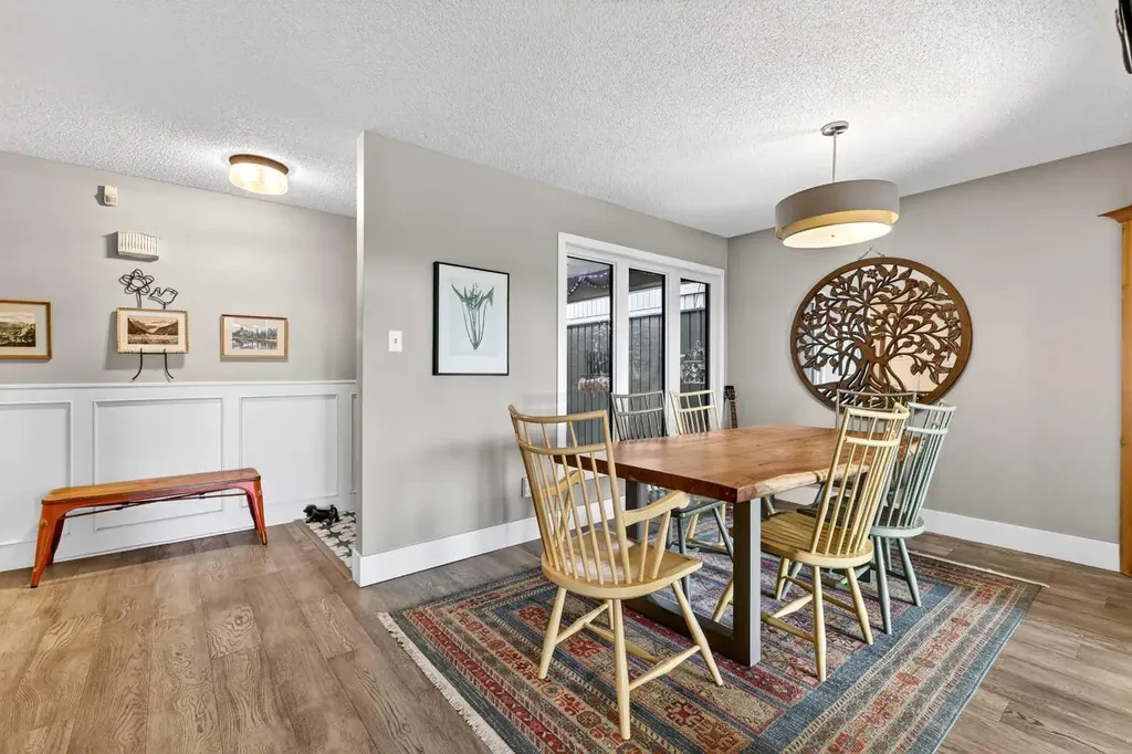 860 Midridge Drive SE Calgary AB T2X 1K1