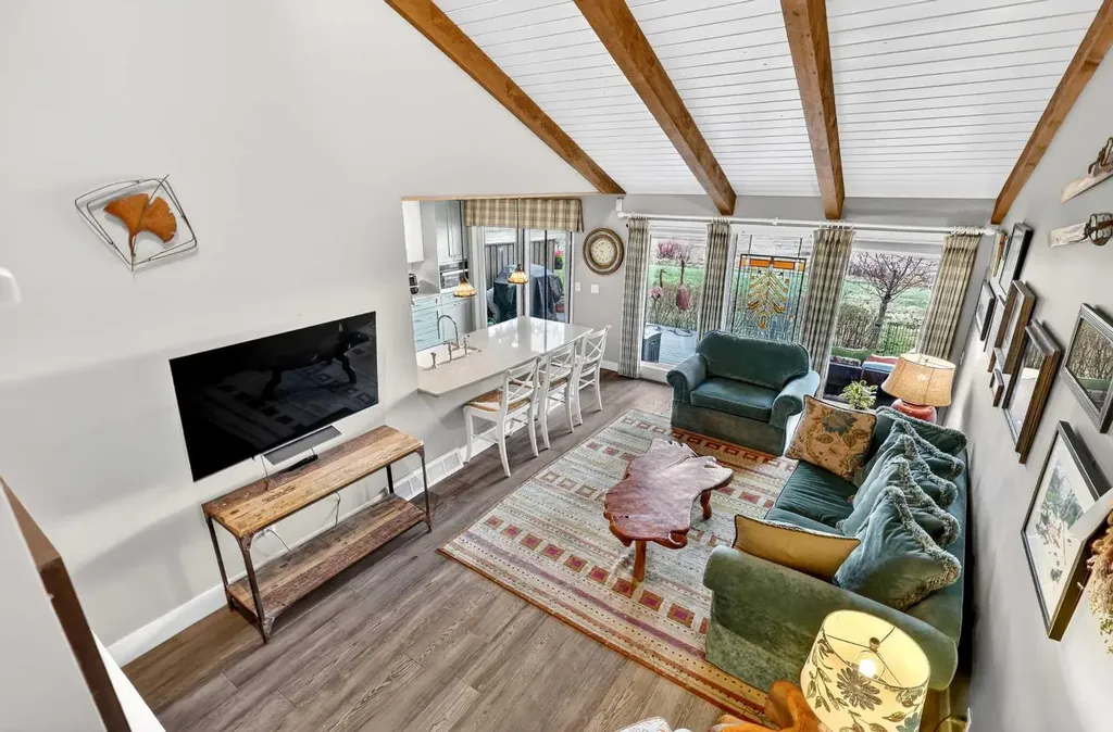 860 Midridge Drive SE Calgary AB T2X 1K1
