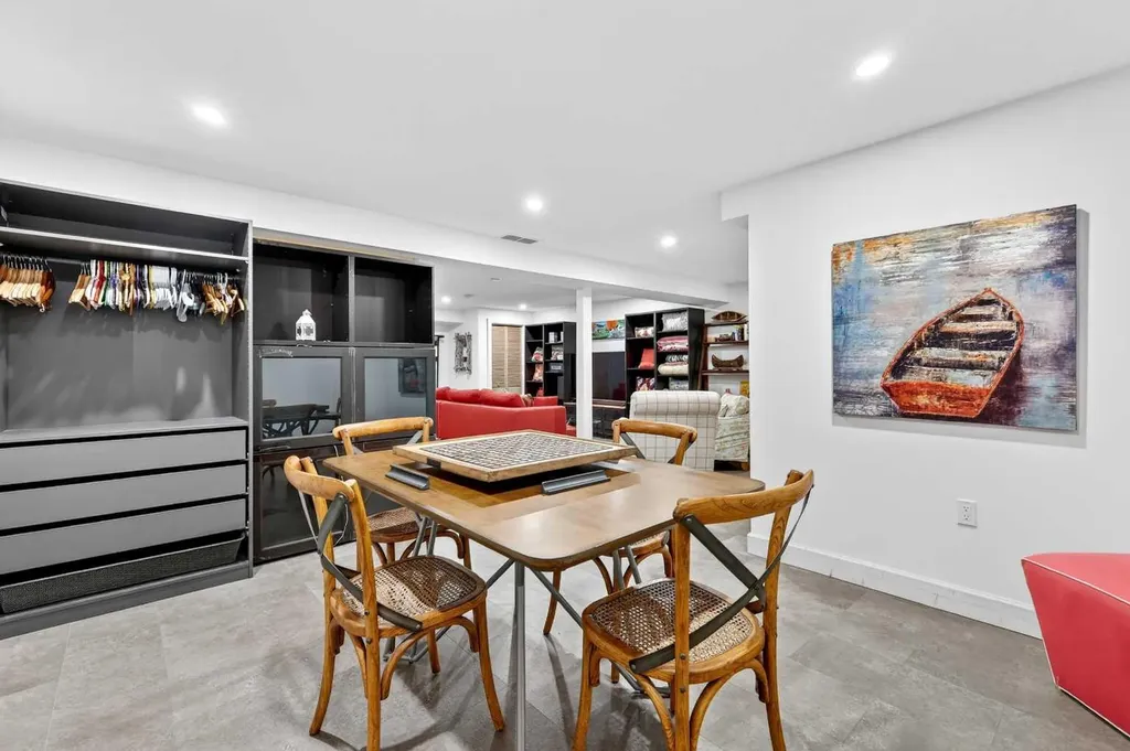 860 Midridge Drive SE Calgary AB T2X 1K1