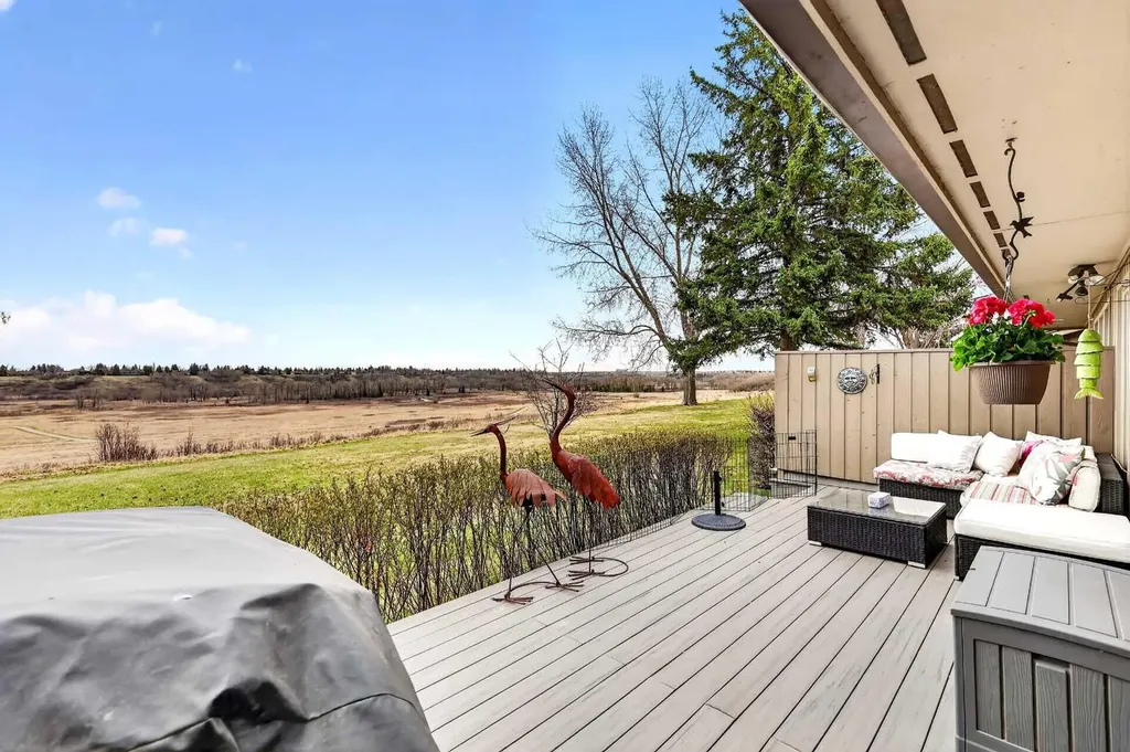 860 Midridge Drive SE Calgary AB T2X 1K1