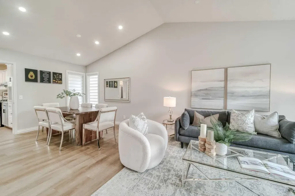 8286 Edgebrook Drive NW Calgary AB T3A 4N1
