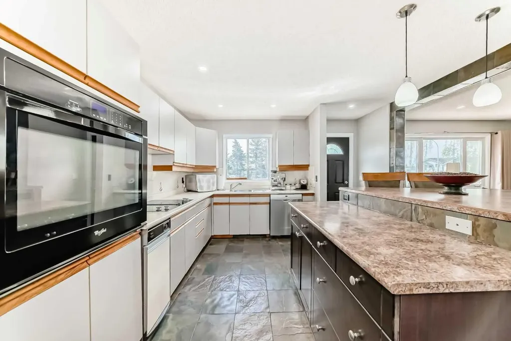 11 Huntstrom Place NE Calgary AB T2K 5V9