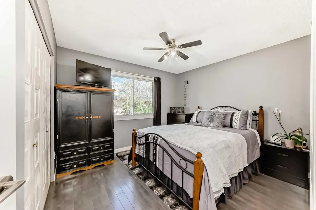 11 Huntstrom Place NE Calgary AB T2K 5V9