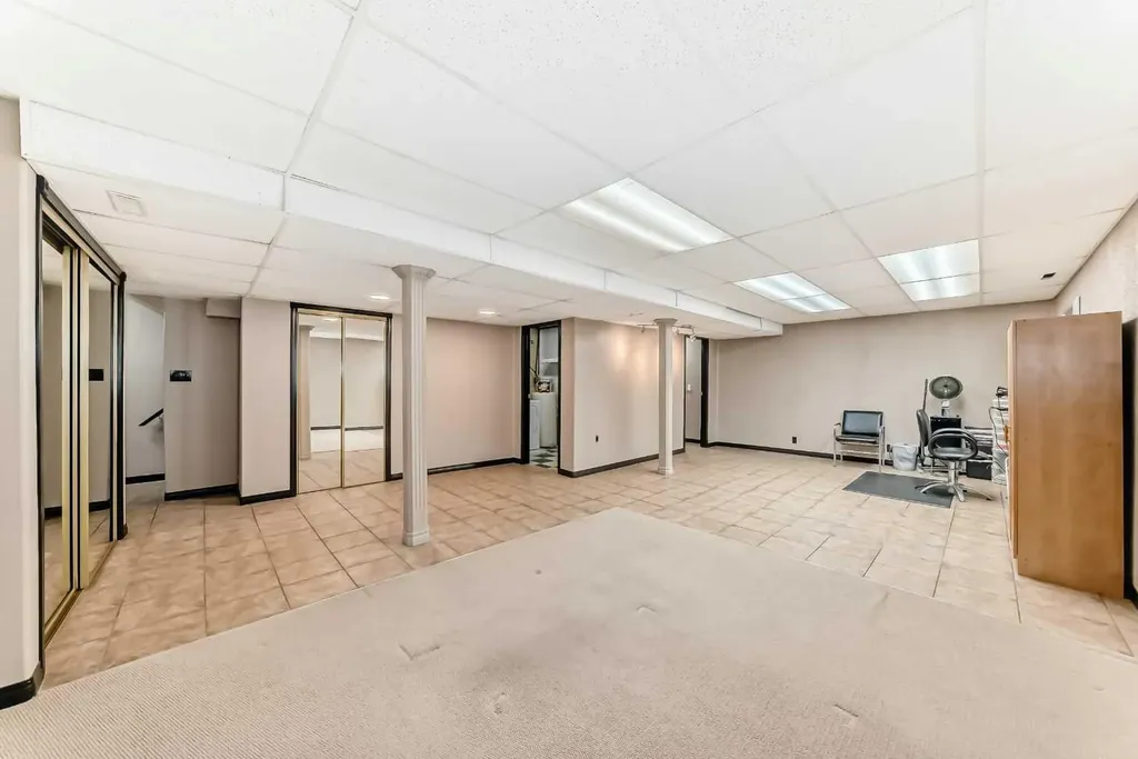 11 Huntstrom Place NE Calgary AB T2K 5V9