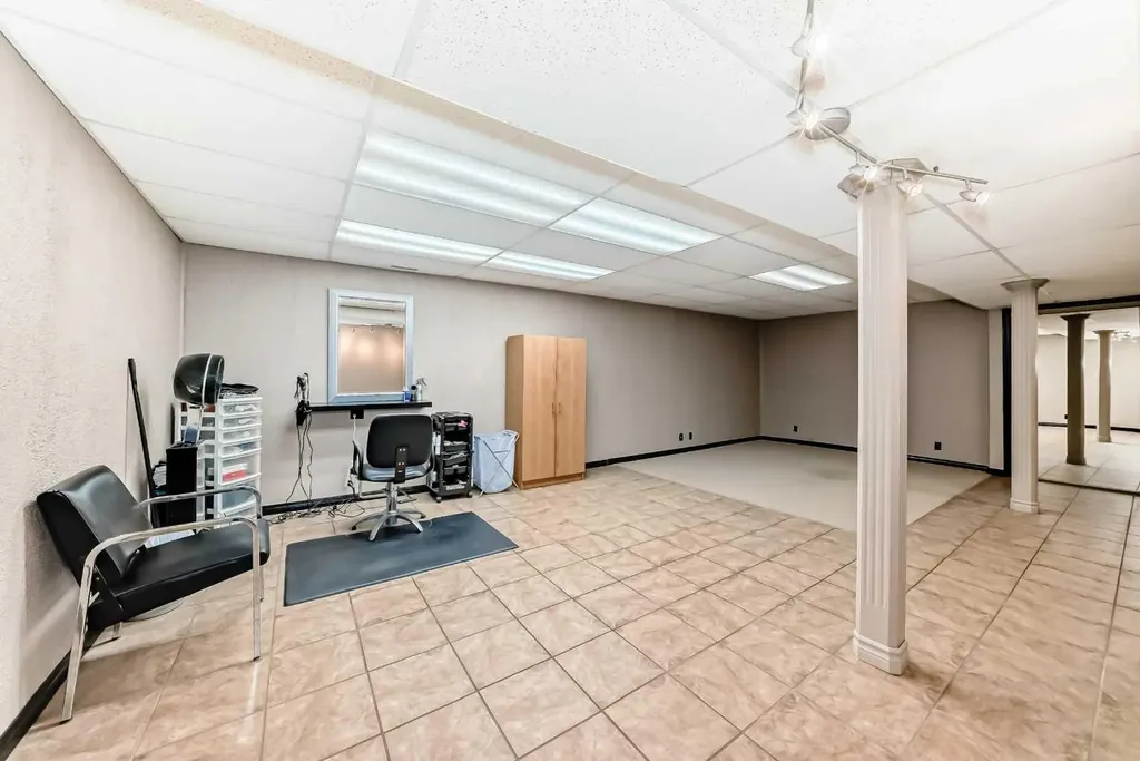 11 Huntstrom Place NE Calgary AB T2K 5V9