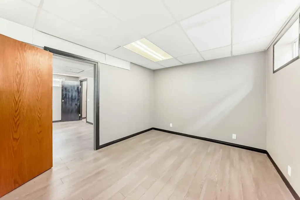 11 Huntstrom Place NE Calgary AB T2K 5V9