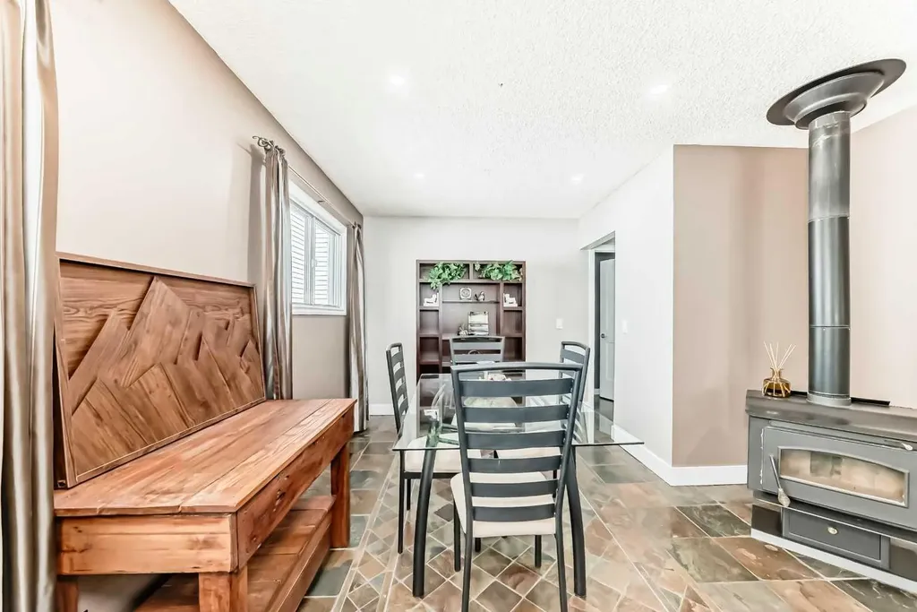 11 Huntstrom Place NE Calgary AB T2K 5V9