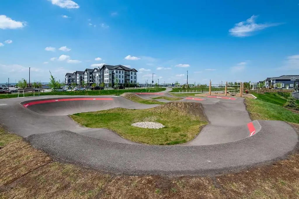 100 Banister Drive Okotoks AB T1S 5Y2