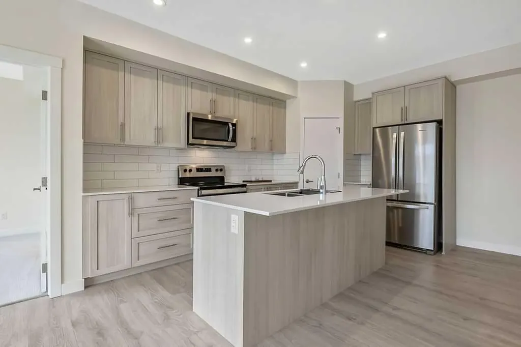 100 Banister Drive Okotoks AB T1S 5Y2