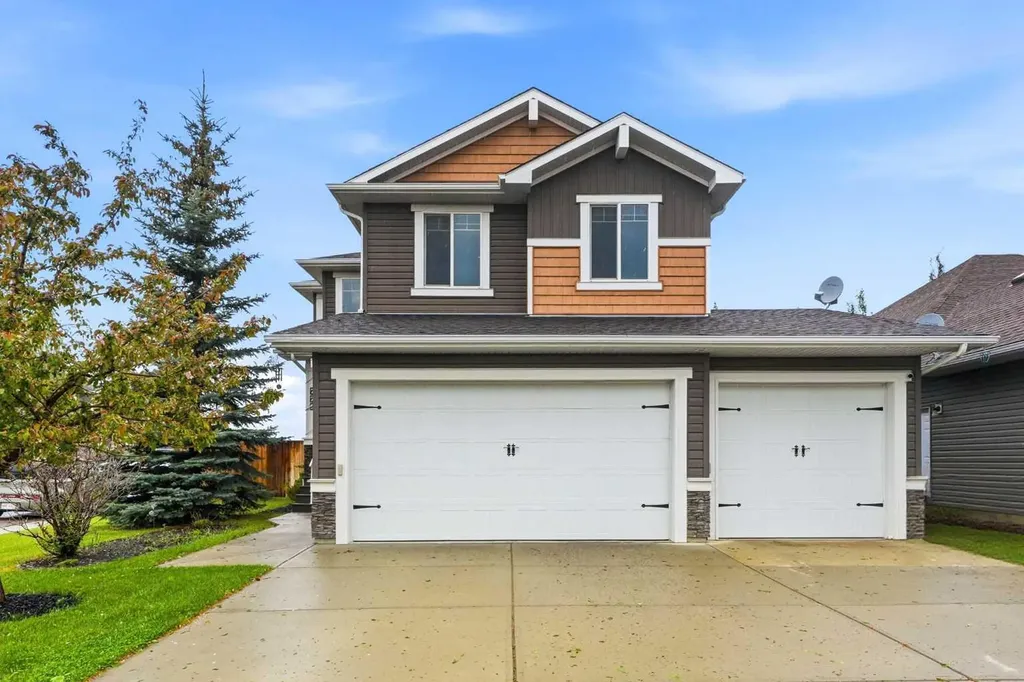 729 3rd Street SW Diamond Valley AB T0L 0H0
