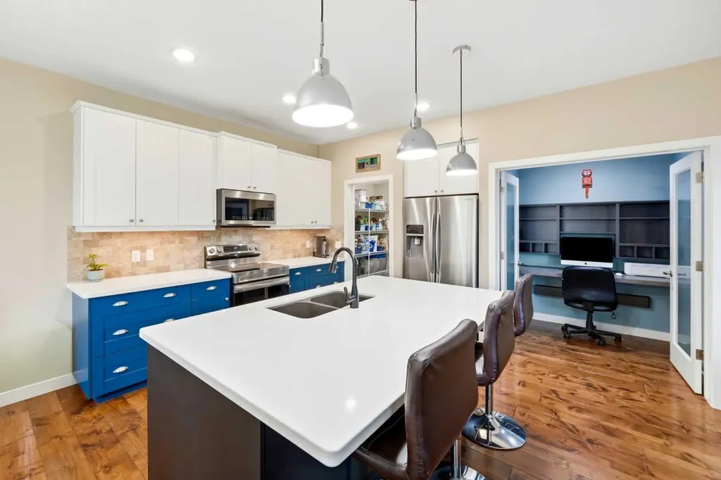729 3rd Street SW Diamond Valley AB T0L 0H0