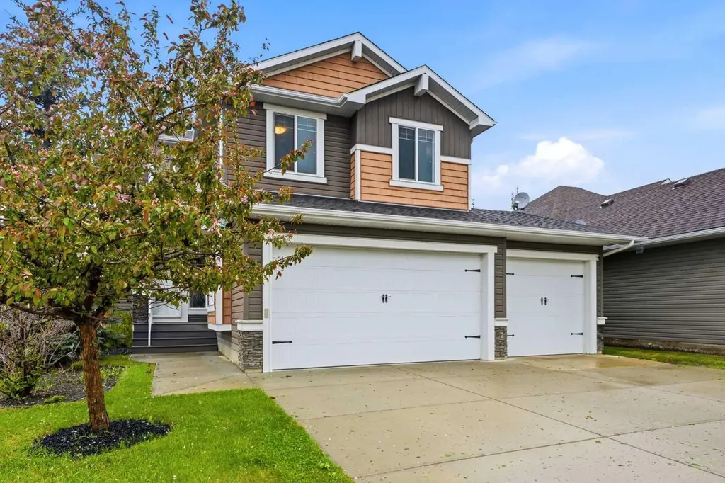 729 3rd Street SW Diamond Valley AB T0L 0H0