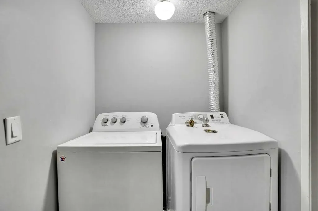 903 44 Street SE Calgary AB T2A 5K7