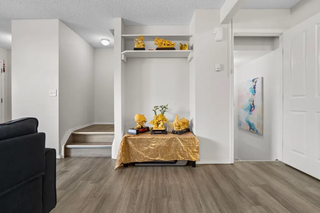 111 Tarawood Lane NE Calgary AB T3J5C2