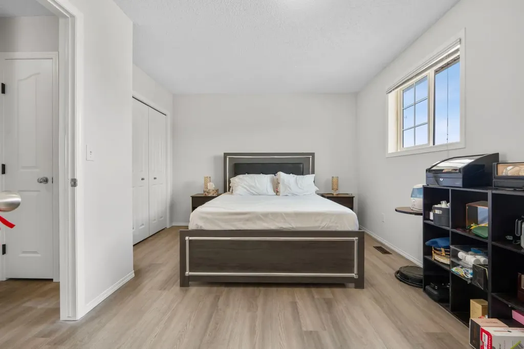 111 Tarawood Lane NE Calgary AB T3J5C2