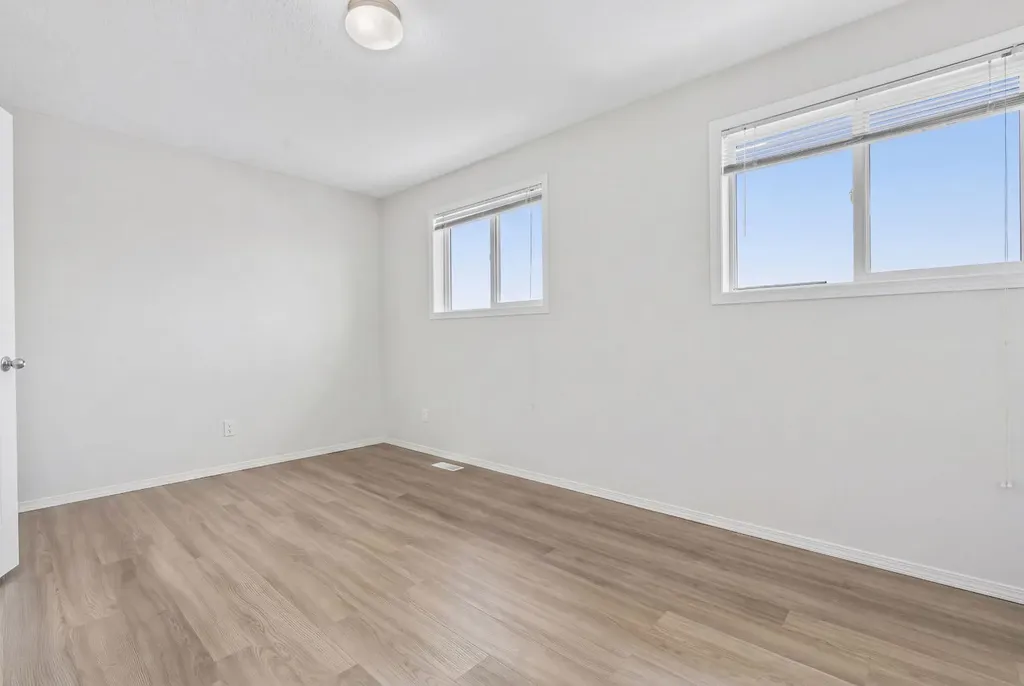 111 Tarawood Lane NE Calgary AB T3J5C2