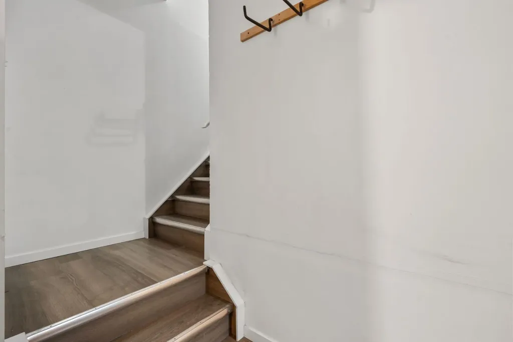 111 Tarawood Lane NE Calgary AB T3J5C2