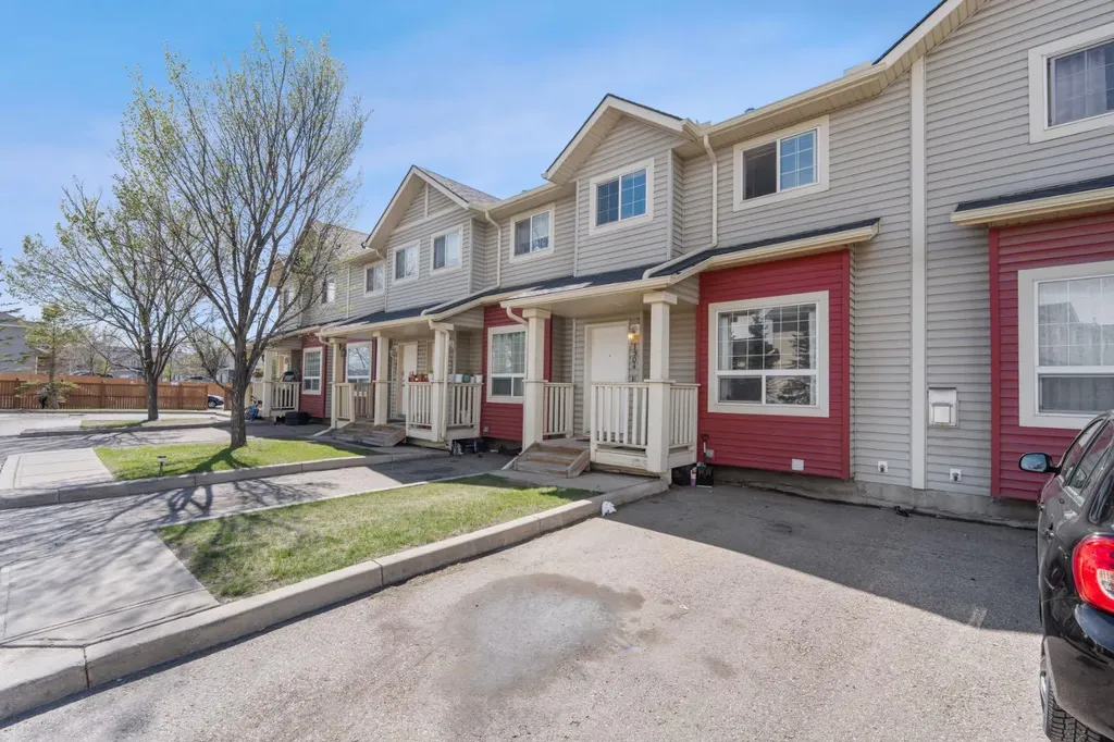 111 Tarawood Lane NE Calgary AB T3J5C2