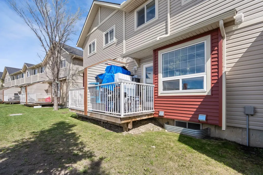 111 Tarawood Lane NE Calgary AB T3J5C2