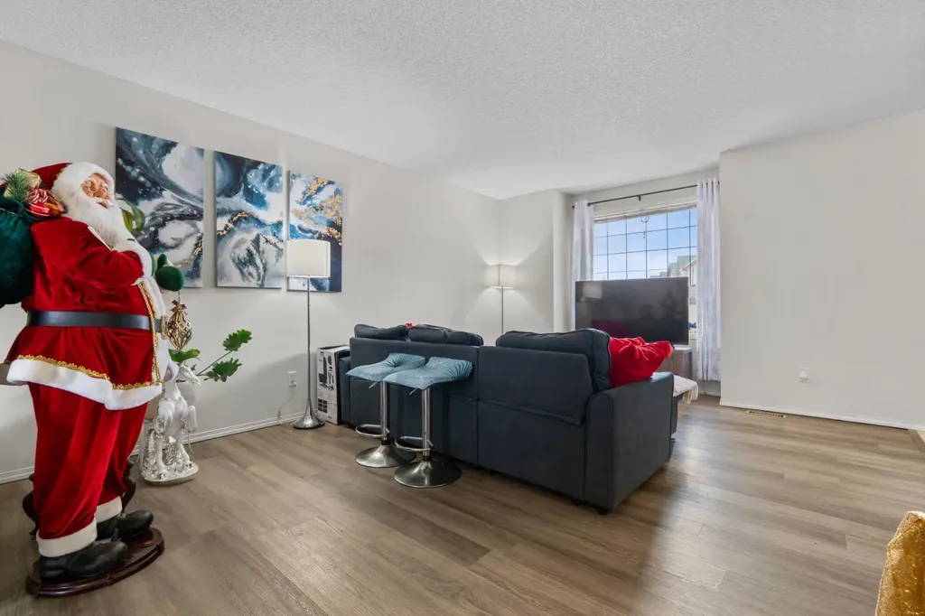 111 Tarawood Lane NE Calgary AB T3J5C2