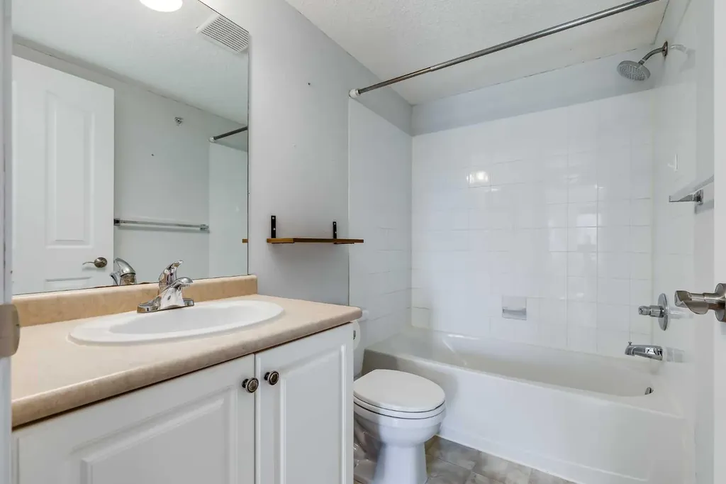 4000 Somervale Court SW Calgary AB T2Y 4J3