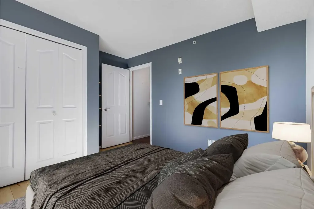 4000 Somervale Court SW Calgary AB T2Y 4J3