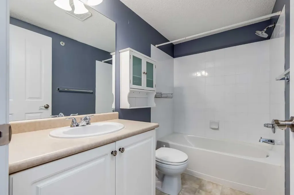 4000 Somervale Court SW Calgary AB T2Y 4J3