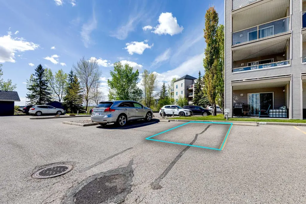 4000 Somervale Court SW Calgary AB T2Y 4J3