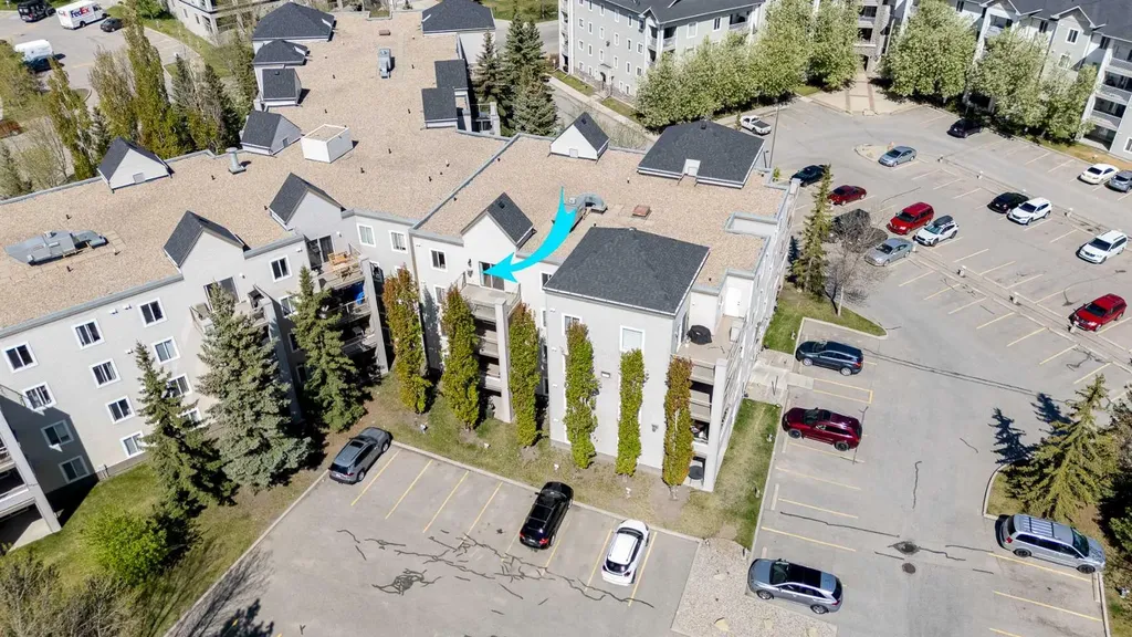 4000 Somervale Court SW Calgary AB T2Y 4J3