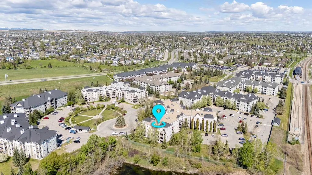 4000 Somervale Court SW Calgary AB T2Y 4J3