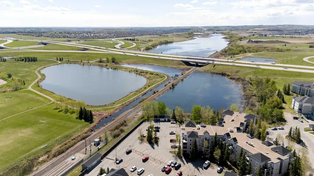 4000 Somervale Court SW Calgary AB T2Y 4J3