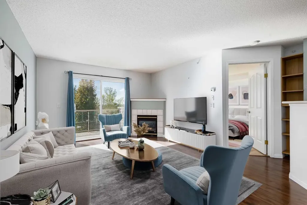 4000 Somervale Court SW Calgary AB T2Y 4J3