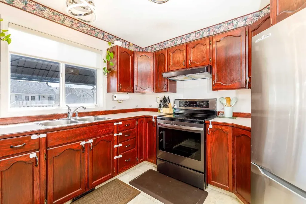 49 Kirkland Drive Red Deer AB T4P 3M7