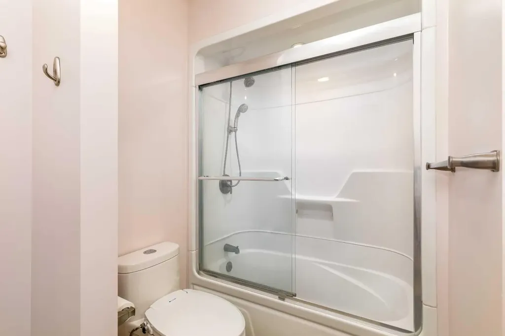49 Kirkland Drive Red Deer AB T4P 3M7