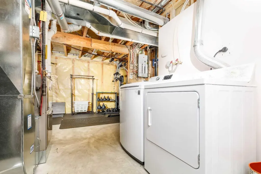 49 Kirkland Drive Red Deer AB T4P 3M7