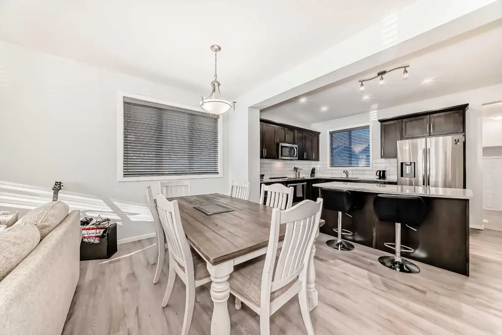 412 Yorkville Avenue SW Calgary AB T2X 4S4