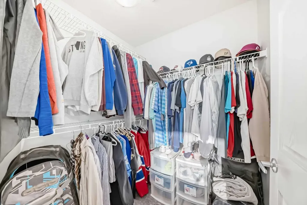 412 Yorkville Avenue SW Calgary AB T2X 4S4