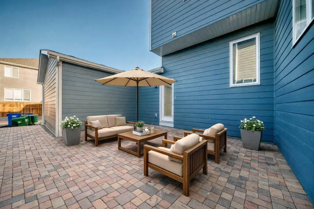 412 Yorkville Avenue SW Calgary AB T2X 4S4