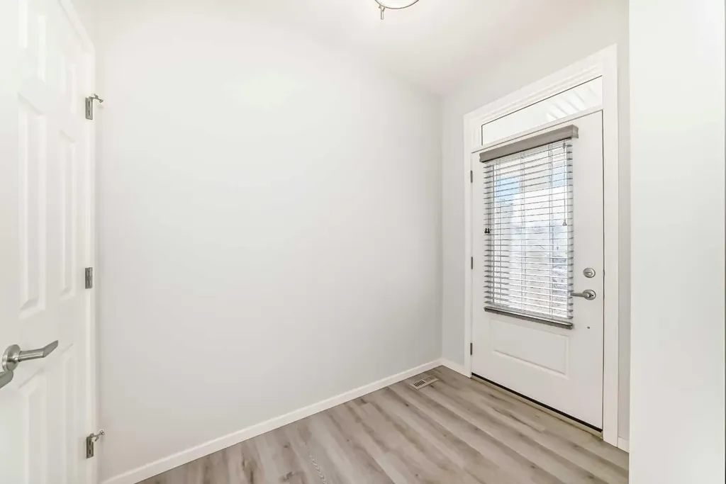 412 Yorkville Avenue SW Calgary AB T2X 4S4