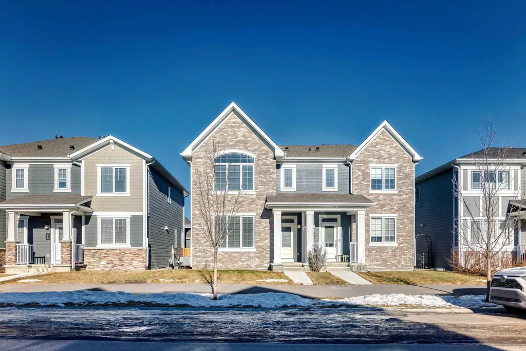 412 Yorkville Avenue SW Calgary AB T2X 4S4
