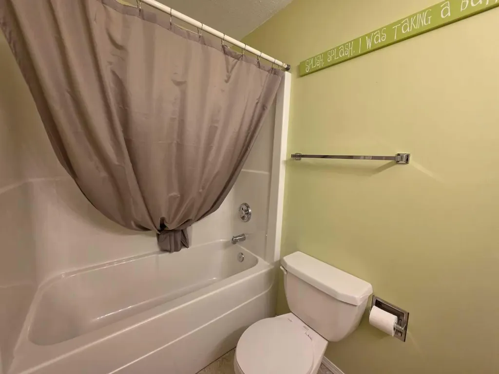 4105 67th Avenue Lloydminster AB T9V3G7