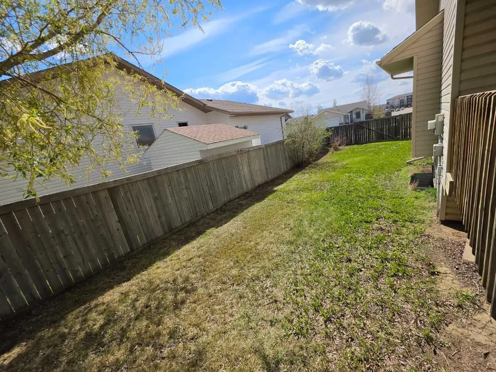 4105 67th Avenue Lloydminster AB T9V3G7